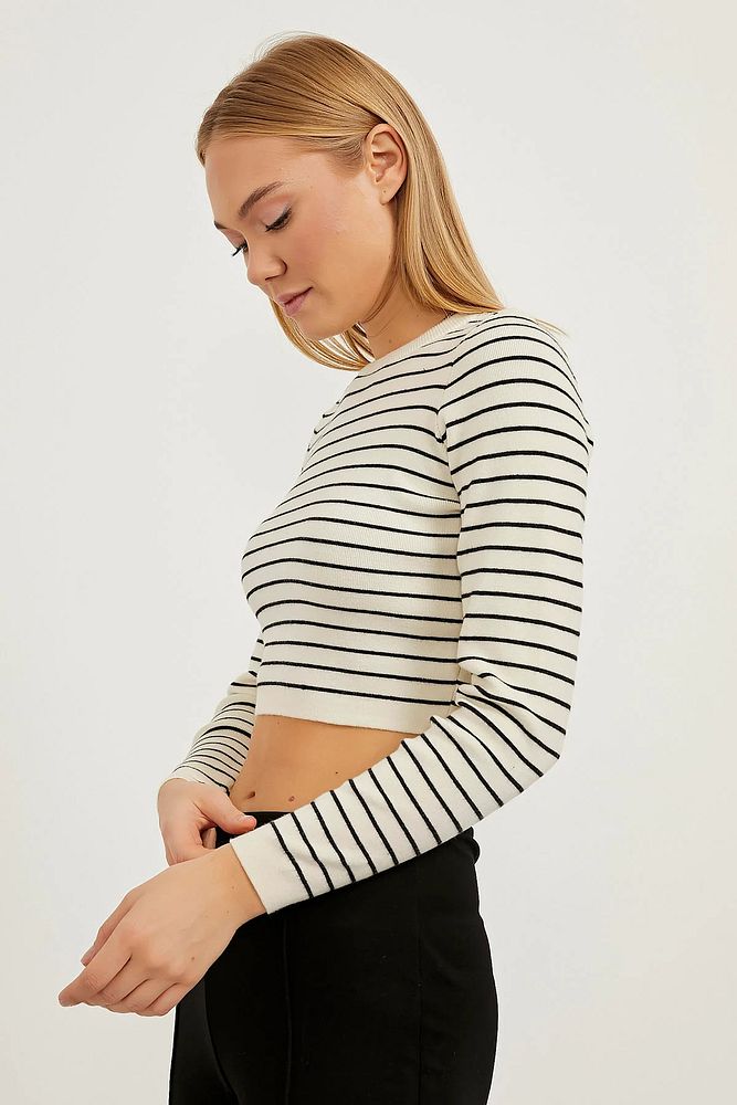 Kadın Standart Beden Bisiklet Yaka Çizgili Esnek Crop Body