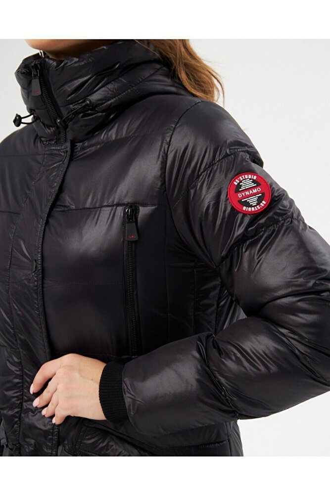 Sabit Kapüşonlu Çene ve Boğaz Korumalı Sıcak Tutan Kışlık Spor Şişme Mont