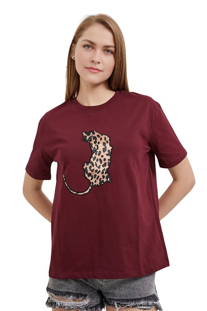 Kadın Bisiklet Yaka Bol Kesim %100 Pamuk Önü Leopar T-shirt