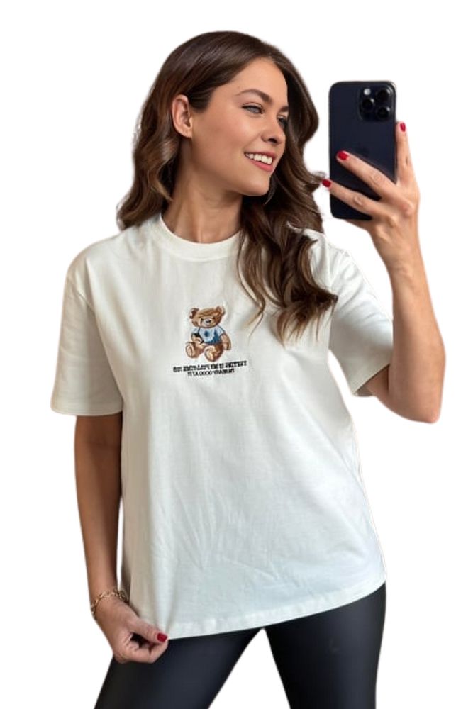 Kadın Bisiklet Yaka Bol Kesim %100 Pamuk Önü Ayıcıklı T-Shirt