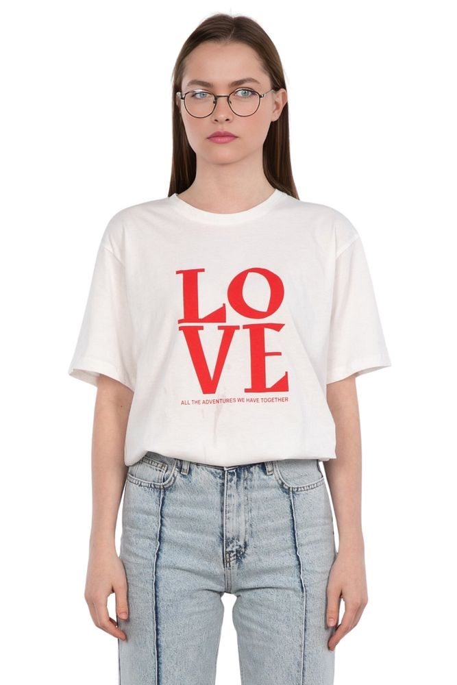 Bisiklet Yaka Love Baskılı %100 Pamuk Oversize Kalıp T-Shirt