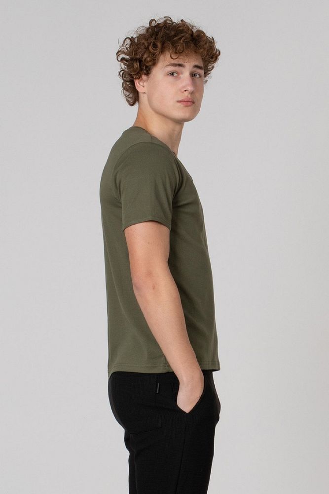 Erkek S V Yaka Detaylı %100 Pamuk Ribana Dokuma T-Shirt