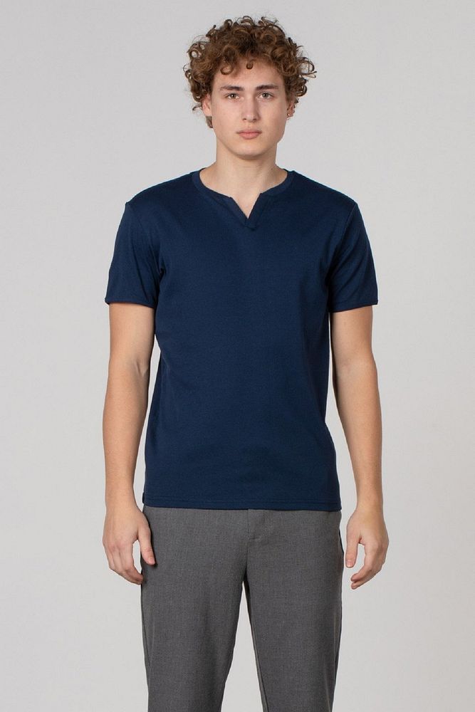 Erkek S V Yaka Detaylı %100 Pamuk Ribana Dokuma T-Shirt