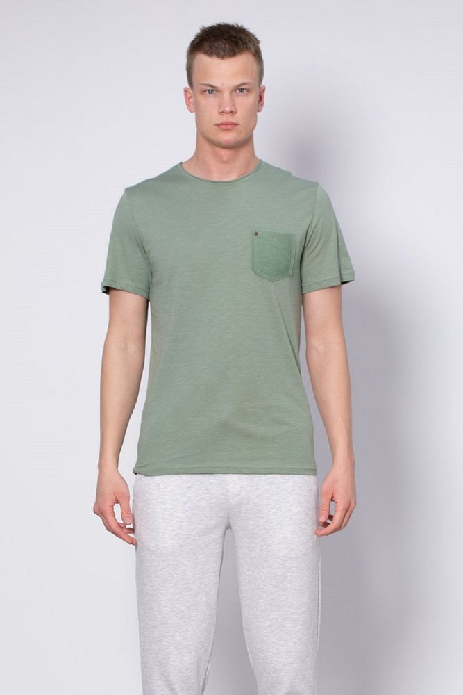 Erkek Bisiklet Yaka %100 Pamuk Gögüs Cepli T-Shirt