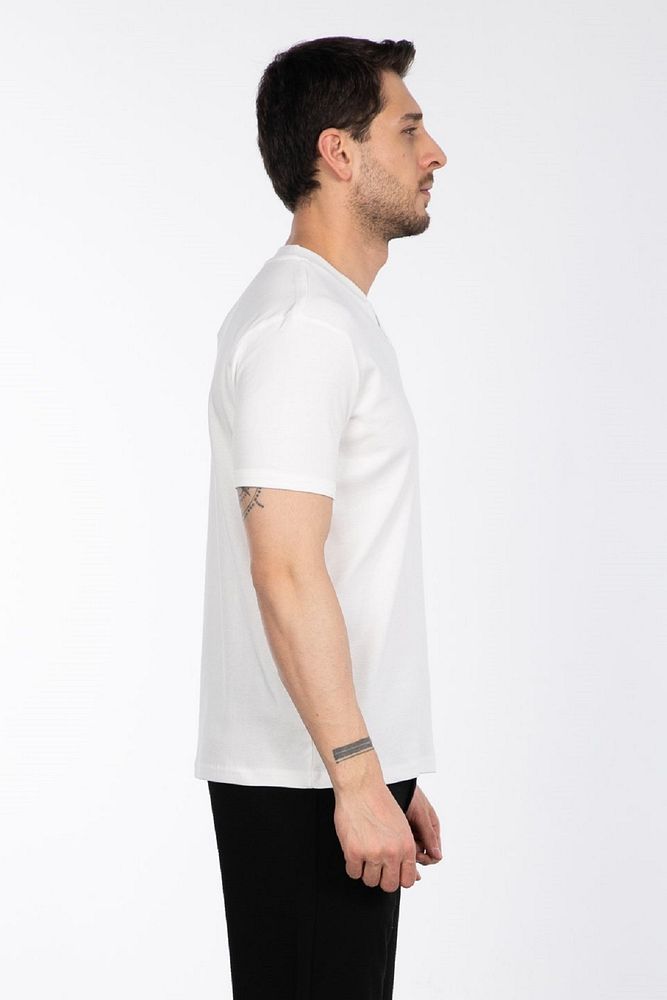 Erkek S V Yaka Detaylı %100 Pamuk Ribana Dokuma T-Shirt