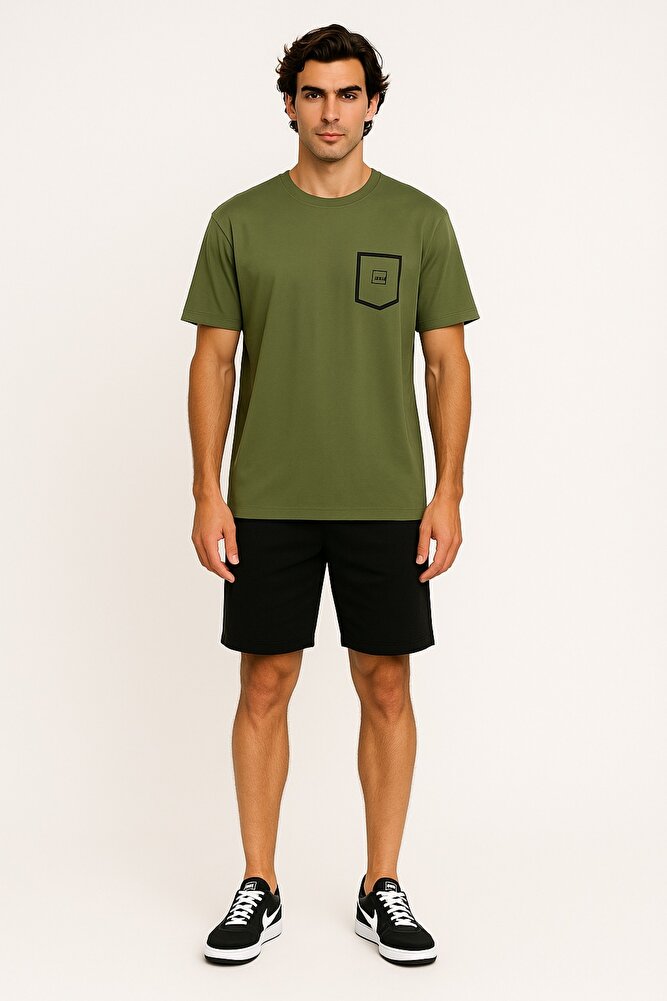Bisiklet Yaka Gögüs Baskı Detaylı Dar Kalıp %100 Pamuklu Esnek Süprem T-Shirt