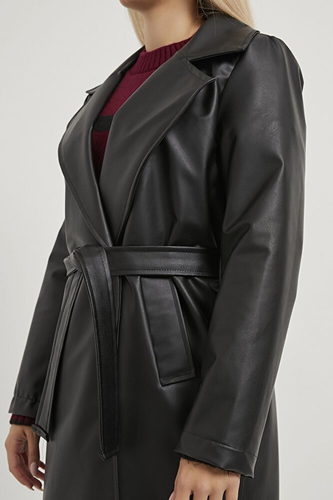 Kadın Beli Kuşaklı Çift Cepli Midi Boy Modern Suni Deri Trençkot