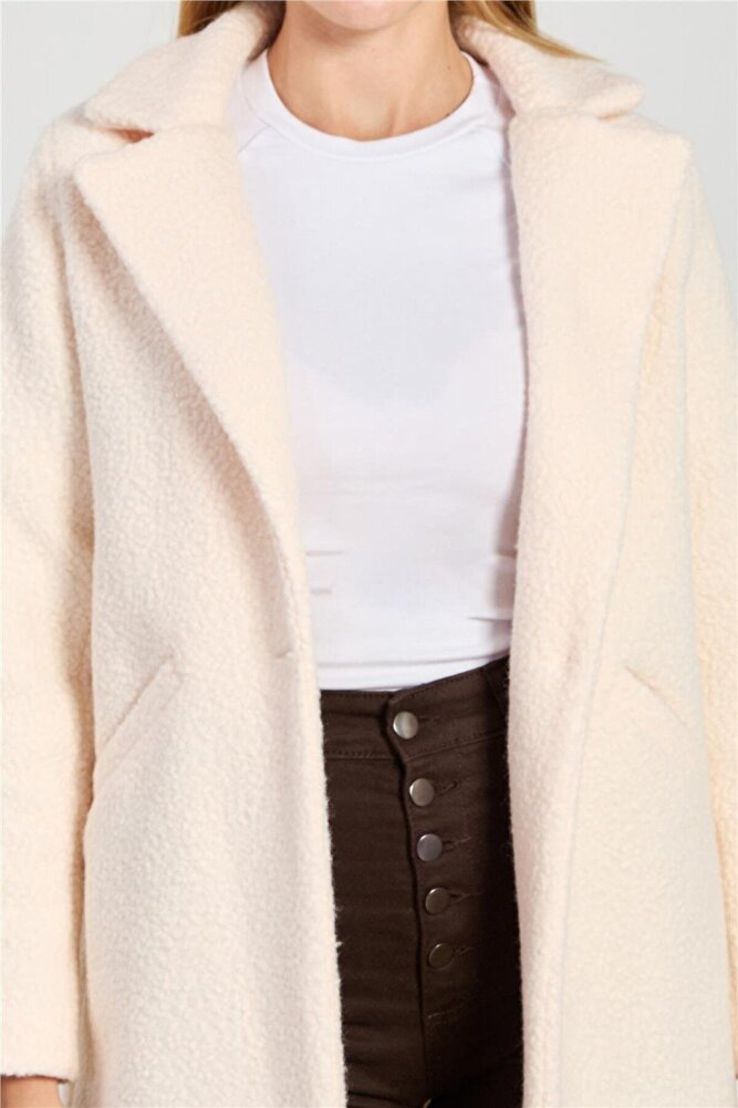 Kadın Tek Düğmeli Kruvaze Yaka Çift Cepli Modern Buklet Kaban