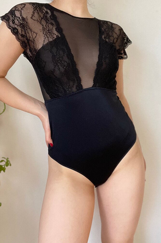 Adriana Siyah Transparan Göğsü Dantel Detaylı Çıtçıtlı Tasarım Body/ Bodysuit