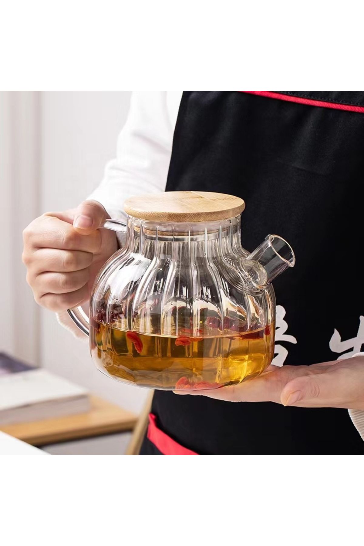 Bambu Zarafeti, Dilimli Model 1000 ml Süzgeçli Cam Demlik Bitki Çayları ,Borosilikat , Sürahi