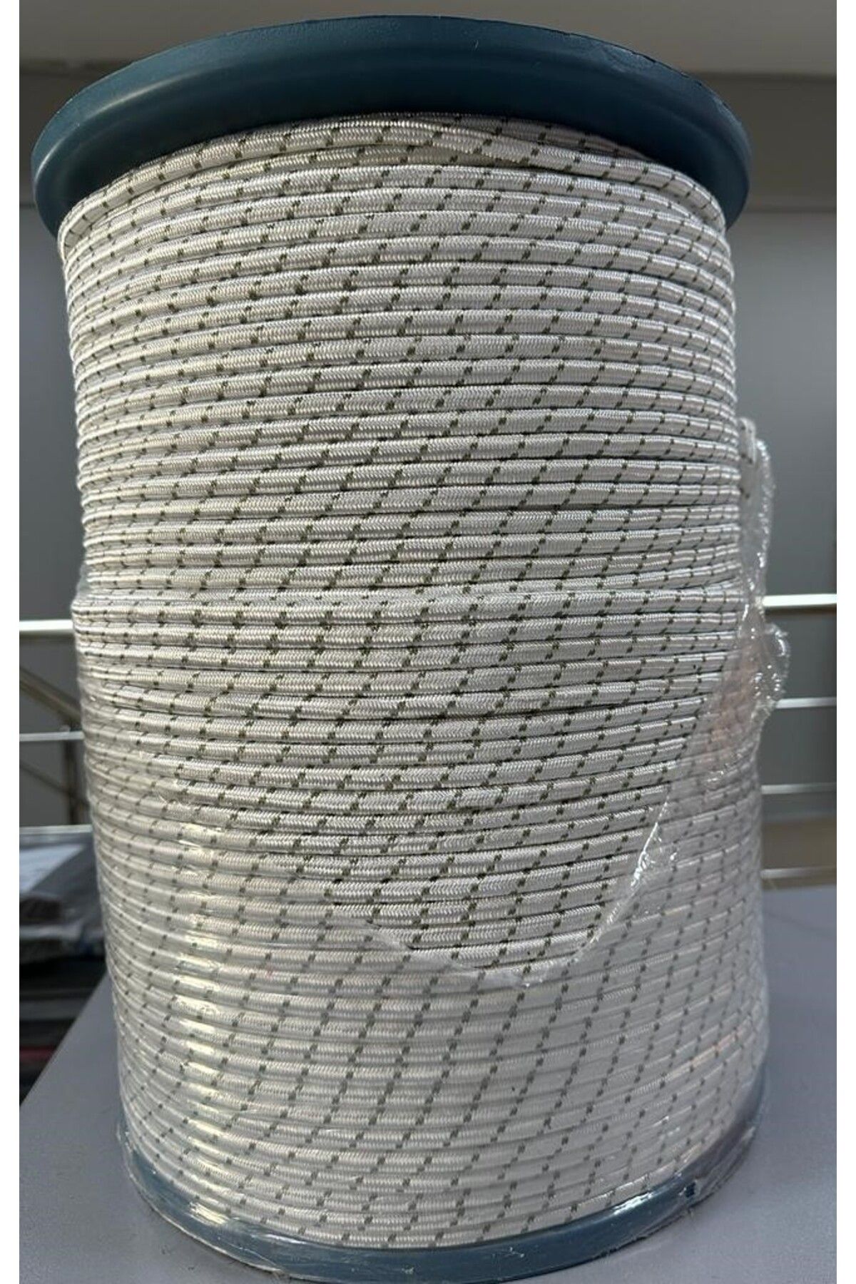İSKOTA HALAT 8MM 50 mt Bayrak .Branda , Kamp Ipi ,Tekne Halatı ,Hamak ,Salıncak İpi