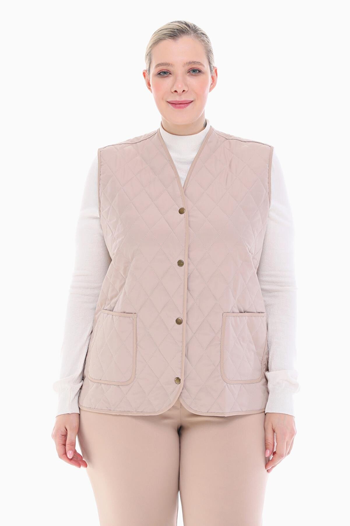 Kadın Büyük Beden Ekose Açık Bej Kapitone Yelek 1037