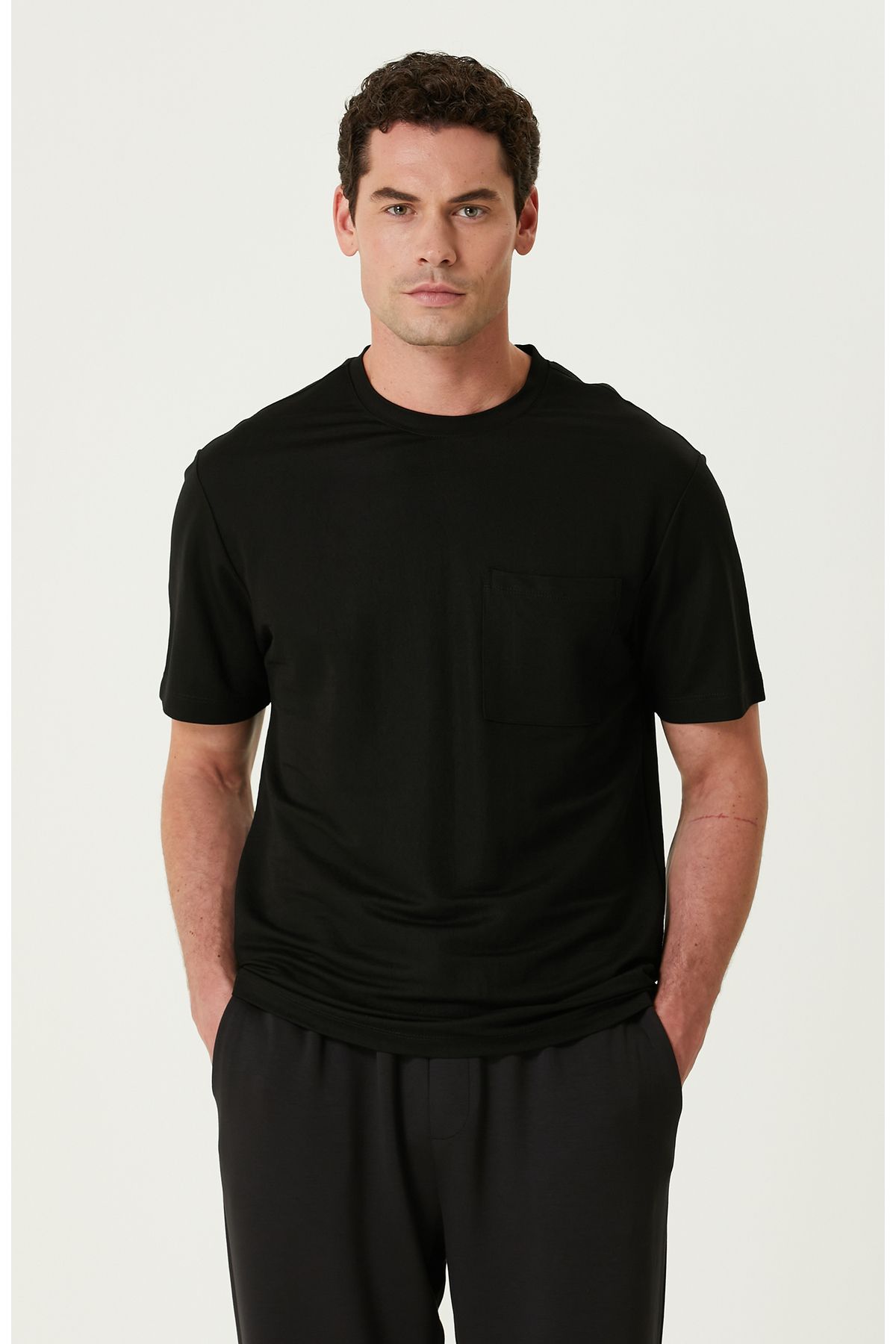 Siyah T-shirt