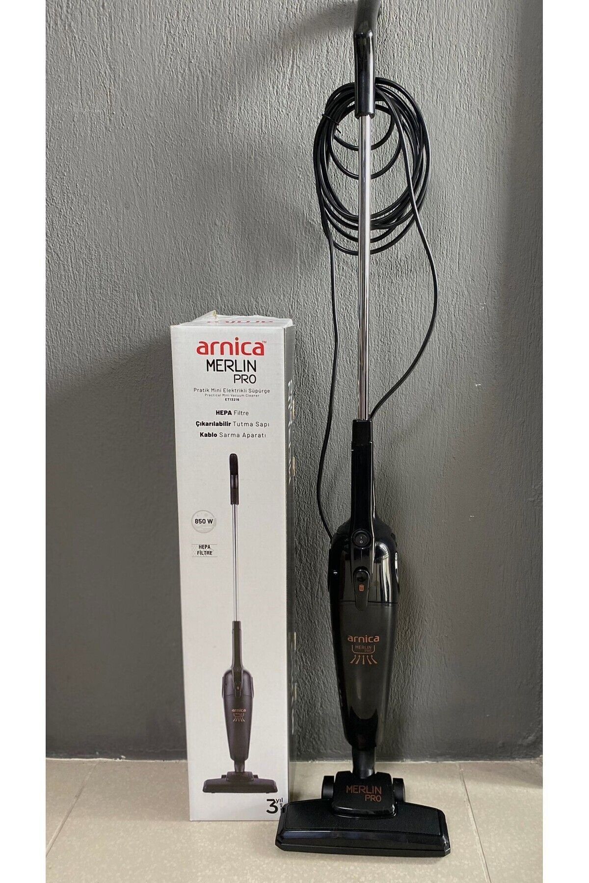 Merlin Pro ET13216 Dik Elektrikli Süpürge Siyah