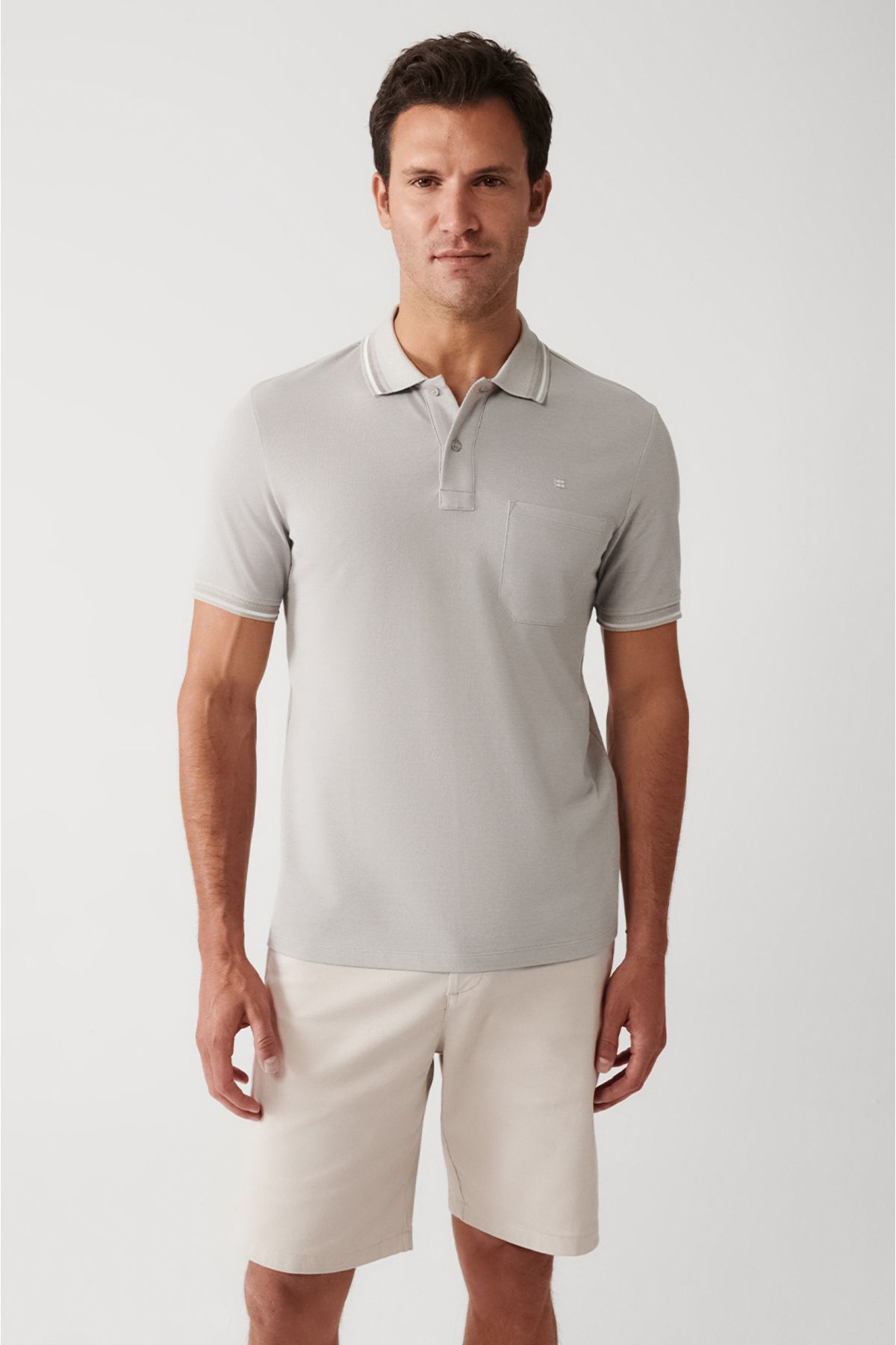 Erkek Gri Polo Yaka T-shirt Kıvrılmaz Yaka Cepli Regular Fit 2 Düğmeli E001031