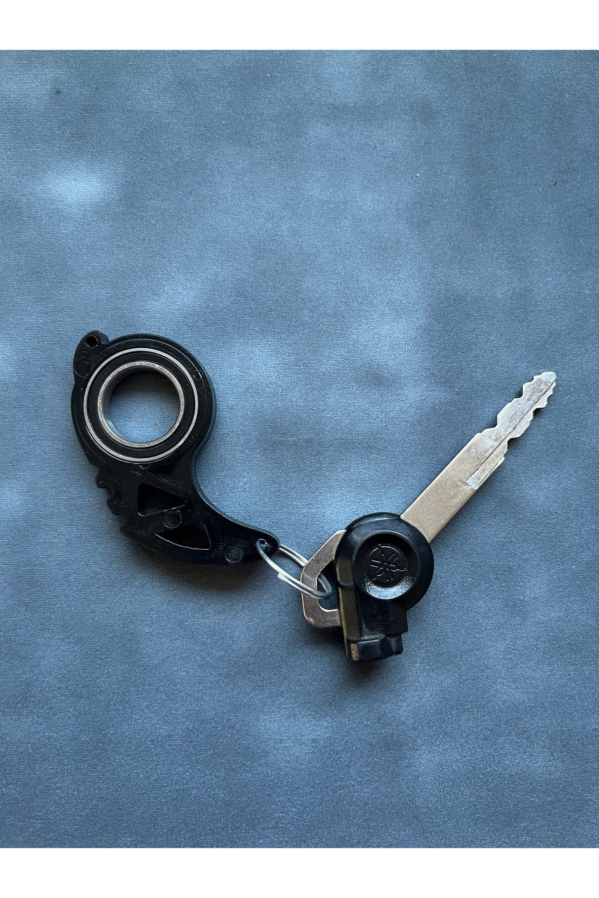 Keyrambit V2 Pro Siyah Dönebilen Anahtarlık