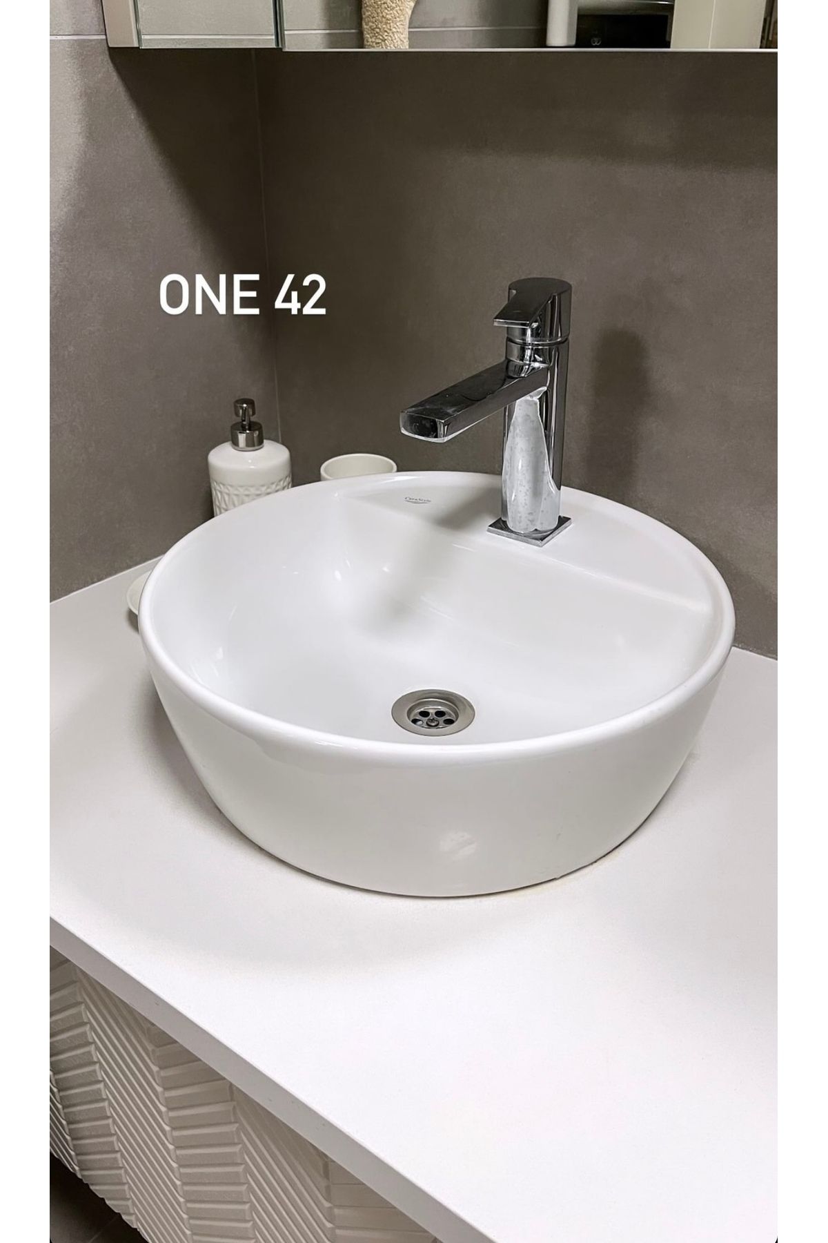 One Tezgah Üstü Çanak Lavabo 42 Cm (batarya Delikli)
