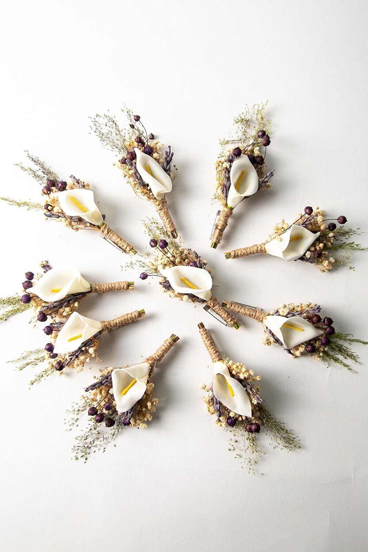 10 Adet Sarı Renk Kuru Çiçek Damat Sağdıç Yaka Çiçeği