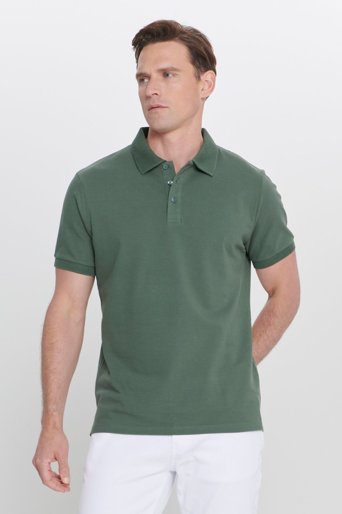 Erkek Haki %100 Pamuk Kıvrılmaz Pike Polo Yaka Slim Fit Dar Kesim Tişört