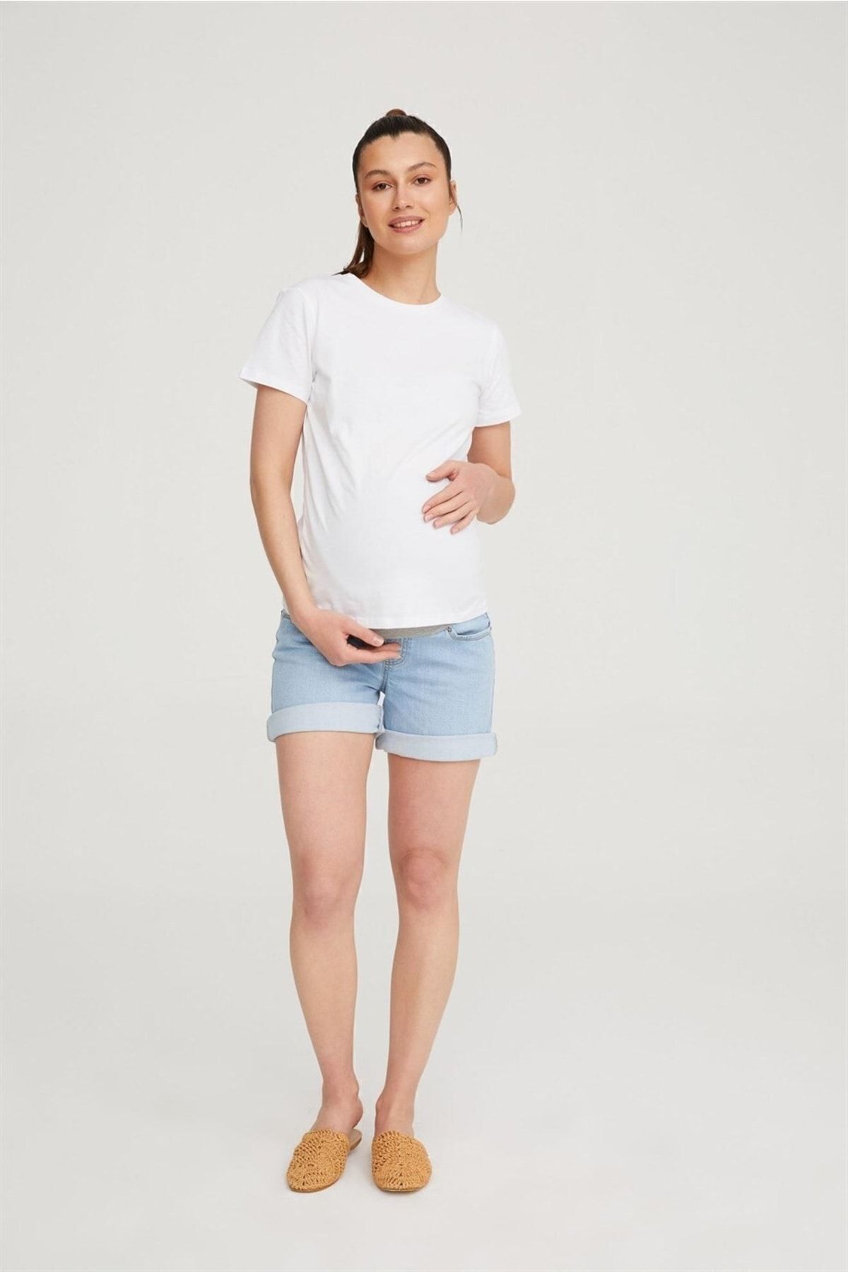 Kadın Açık Mavi Denim Likralı Hamile Şort 1063