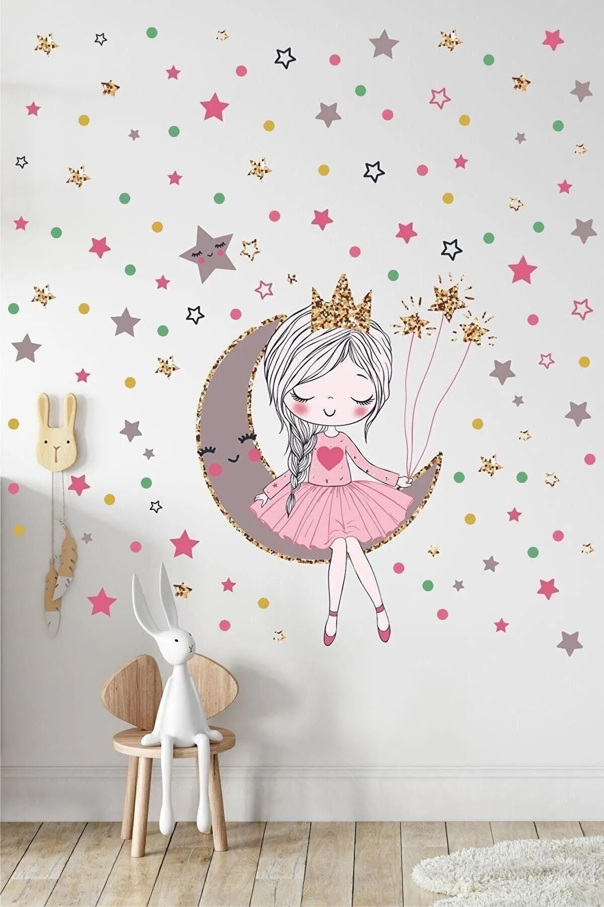 Ayda Oturan Sevimli Kız Ve 140 Adet Yıldız Ve Puantiyeler Kız Çocuk Odası Duvar Sticker Seti