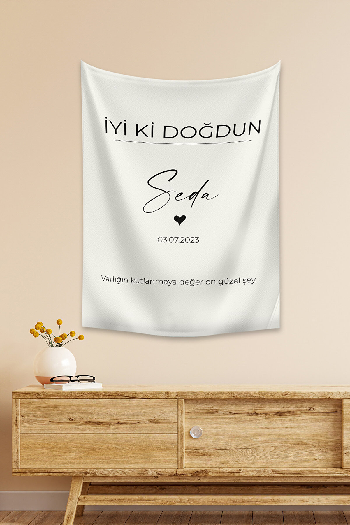 Kişiye Özel Doğum Günü Happy Birthday Duvar Örtüsü Duvar Halısı Birinci Kalite Kumaş