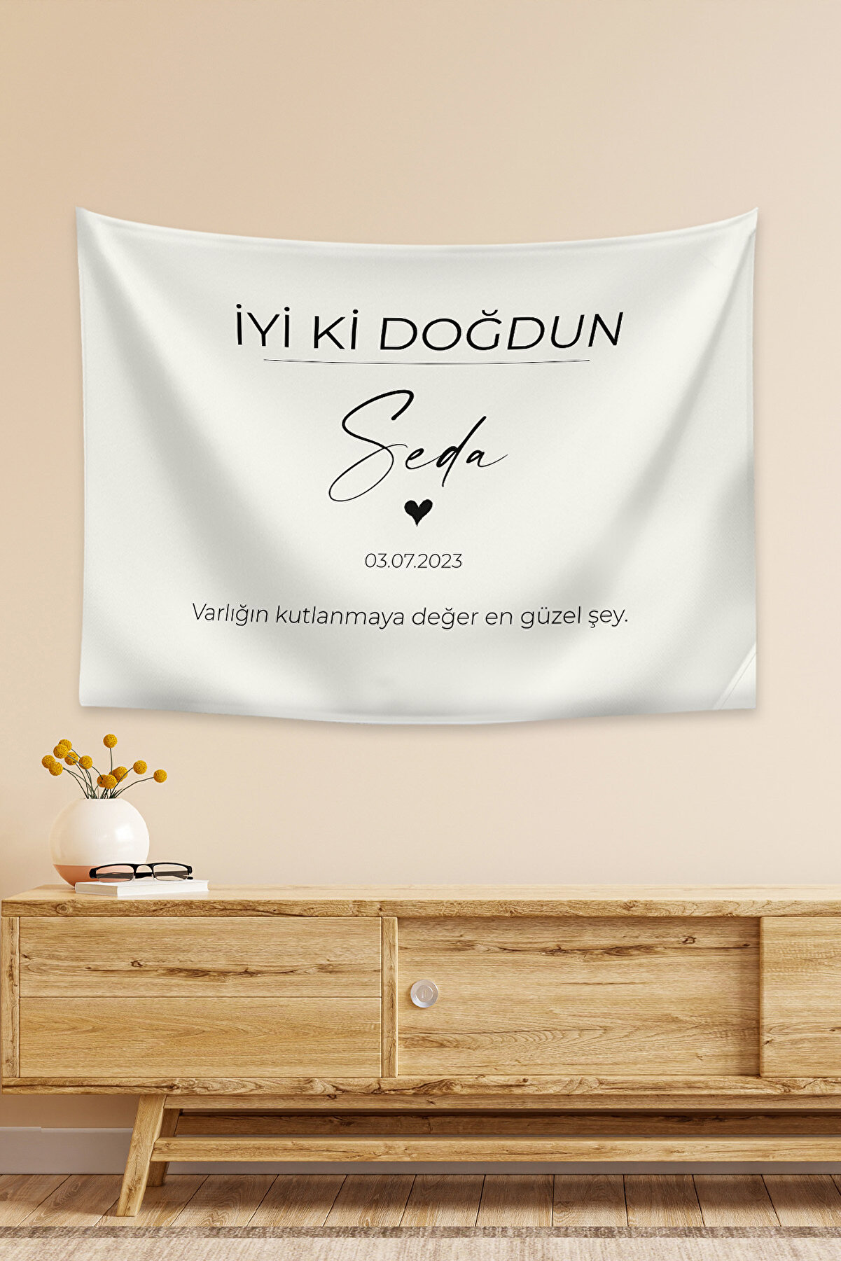 Kişiye Özel Doğum Günü Happy Birthday Duvar Örtüsü Duvar Halısı Birinci Kalite Kumaş