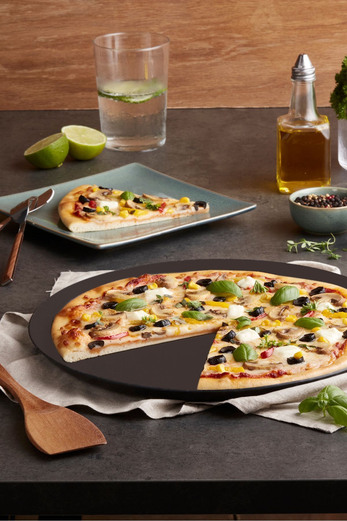 Mutfaksever Biogranit Pizza Tavası 32 Cm Black
