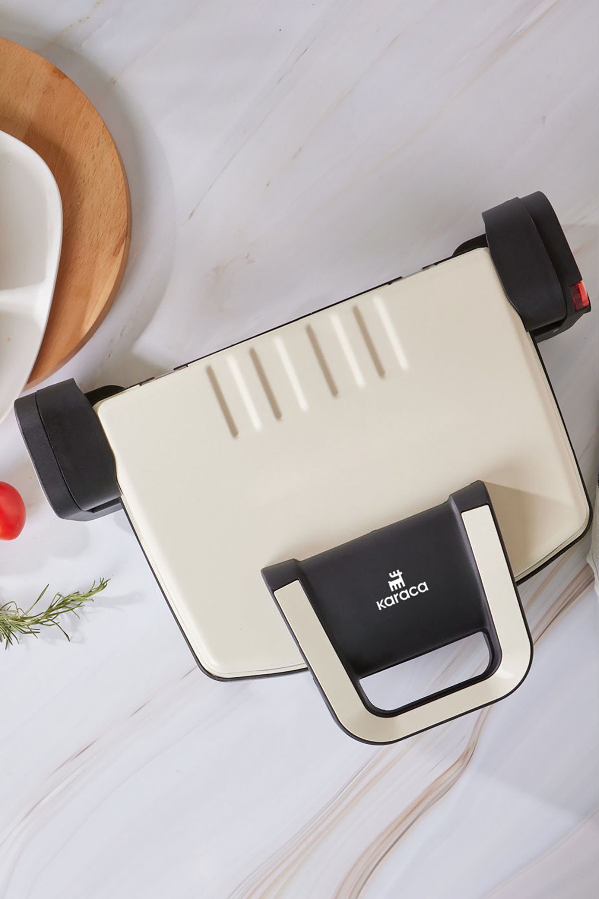 Future Essential Tost Makinesi Matte Krem 1800 W 4 Dilim Kapasiteli