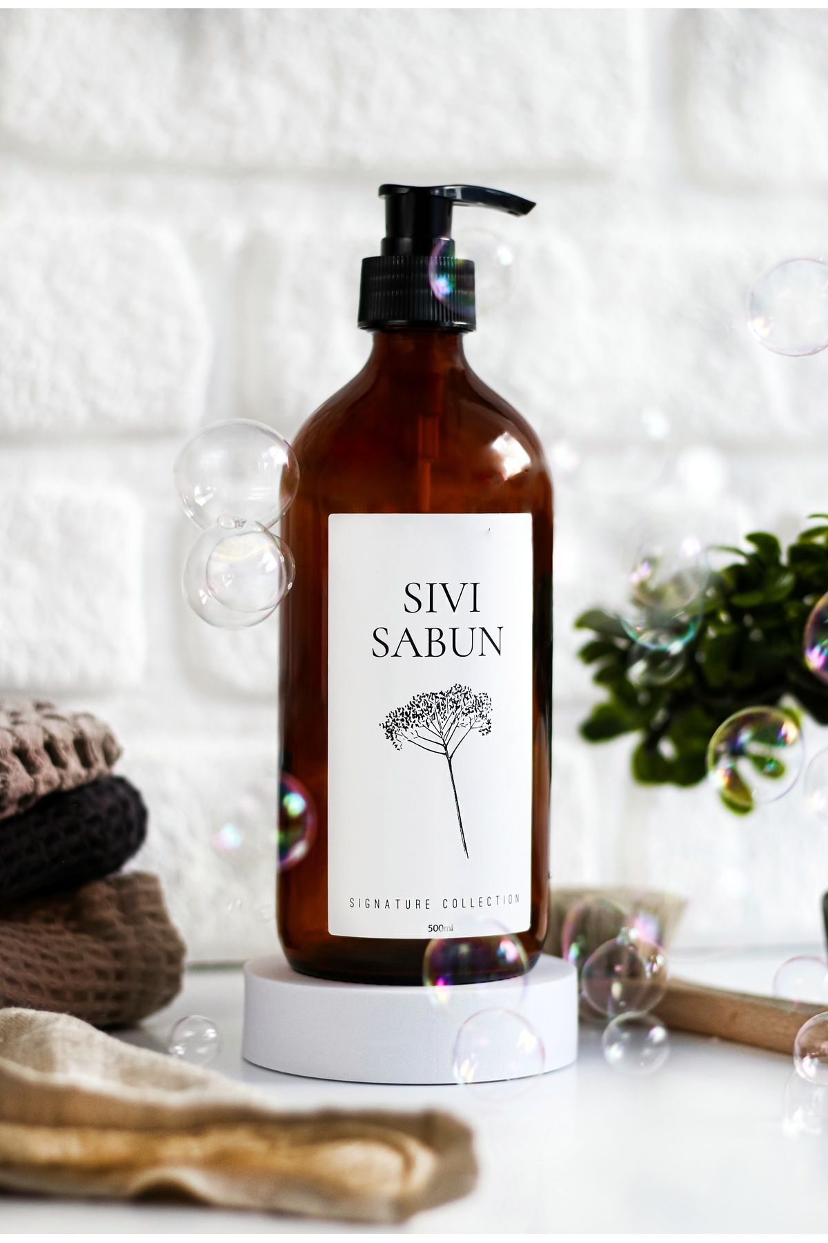 Sıvı Sabunluk Beyaz Çiçek Etiketli 500 Ml Amber Cam Sabunluk
