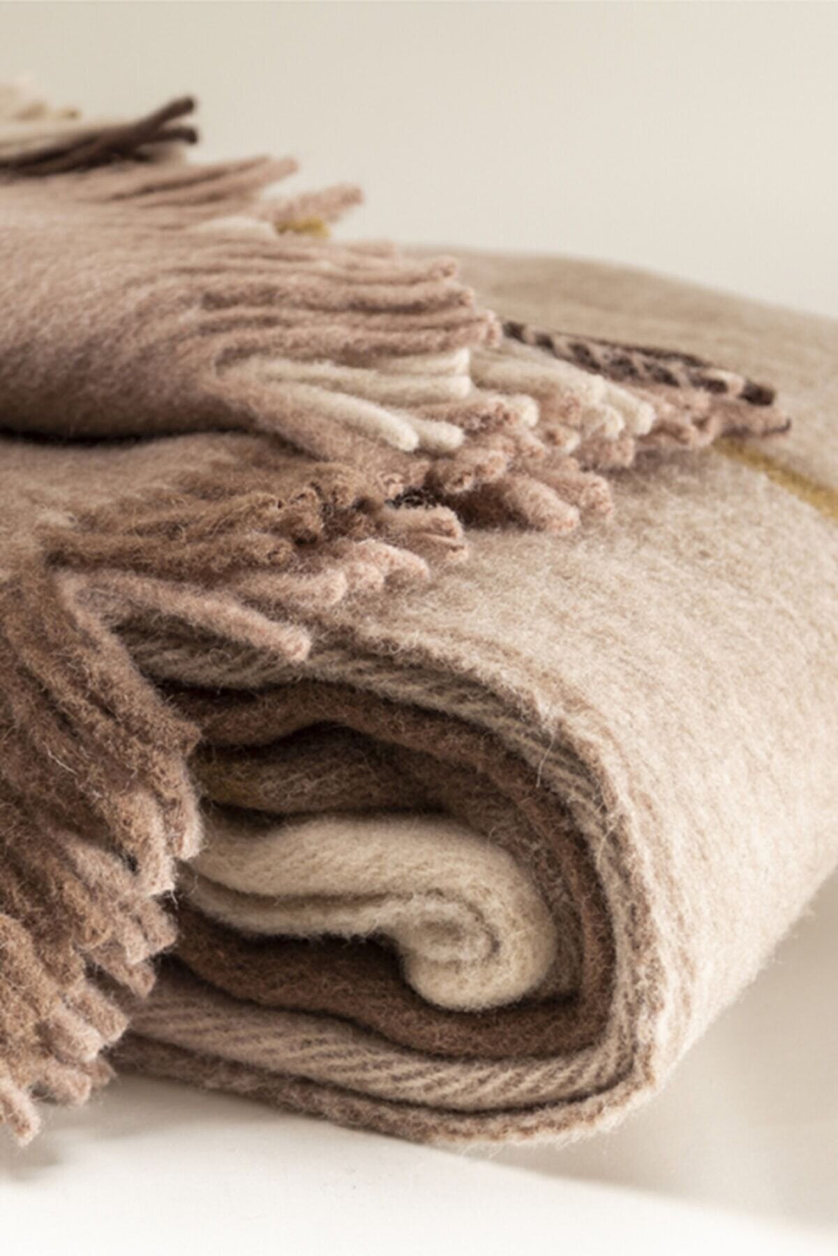 Çift Kişilik %100 Yün Battaniye ( Battal Boy )