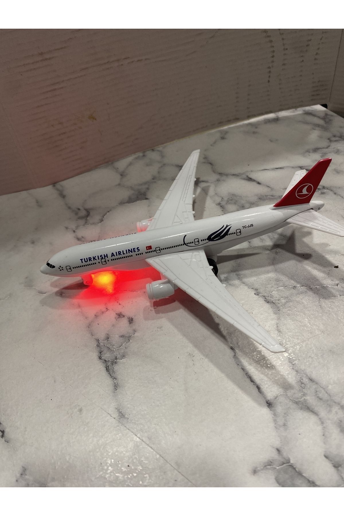 Türkish Airlines Metal Aksamlı Sesli Işıklı Çek Bırak Uçak