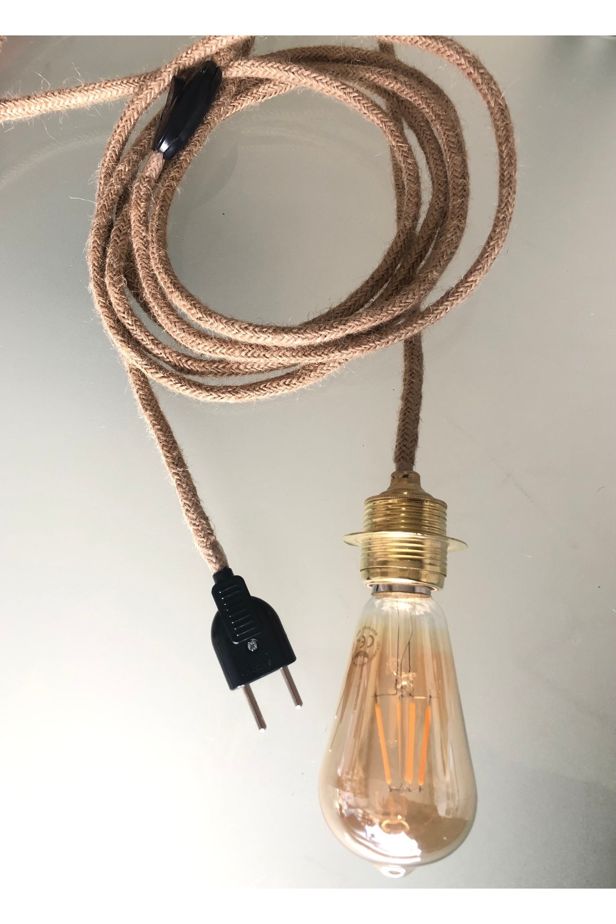 Jüt Halat Sarkıt Avize Anahtarlı Duy 3mt Altın Rengi (AMPUL DAHİL DEĞİLDİR)