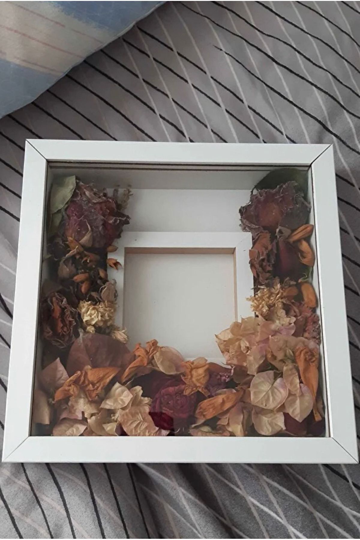 Anı Çerçevesi 25x25 Harketli Cam