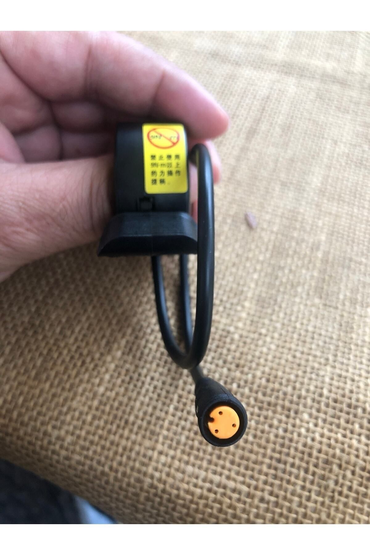 Mx25 , Gt25 , Form S , Dc15 , Nd15 , Speedlightpro Elektrikli Bisiklet Parmak Gaz Kolu (DİŞİ SOKET)
