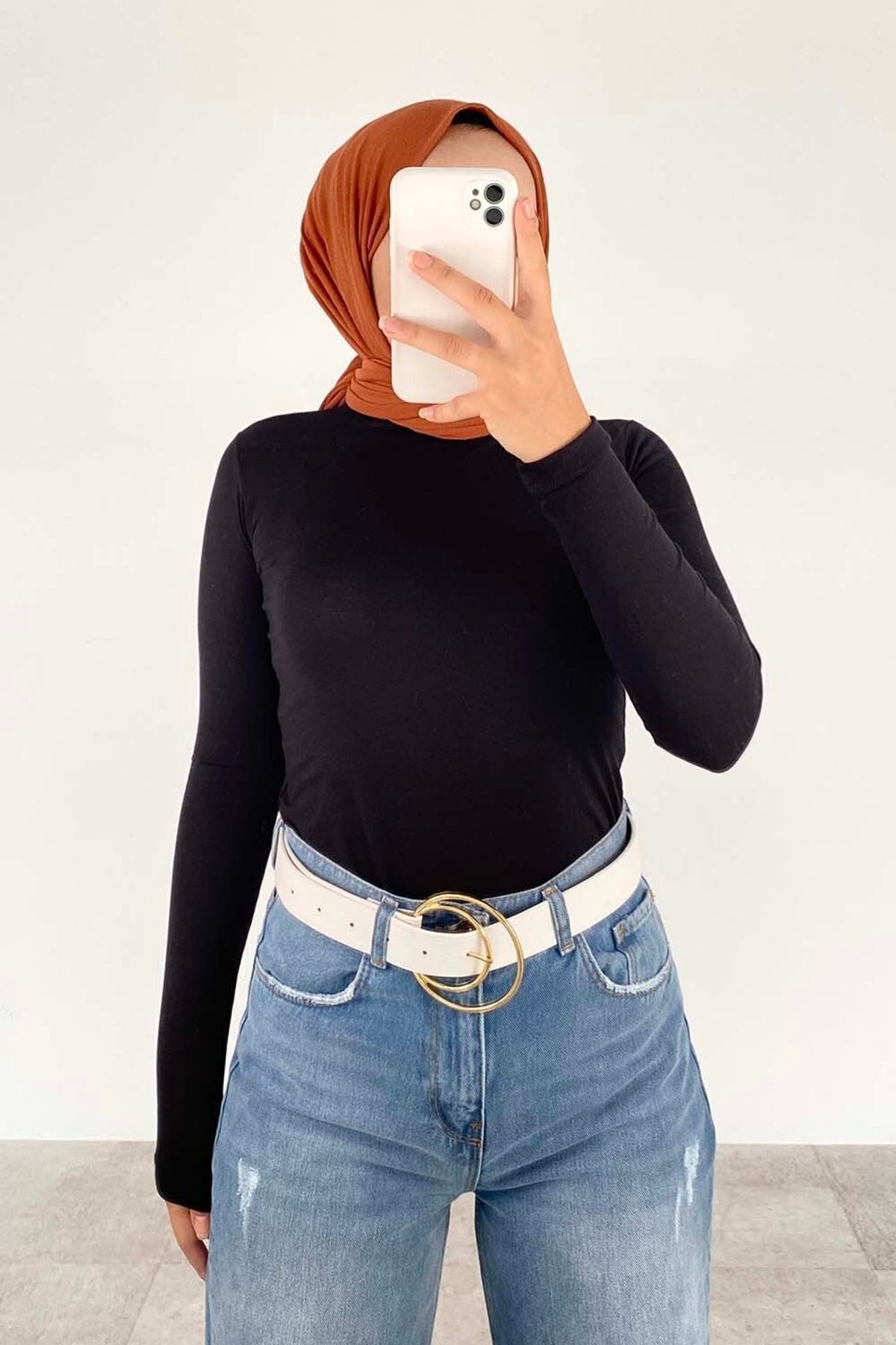 Yarım Balıkçı Yaka Düz Renk Body Siyah