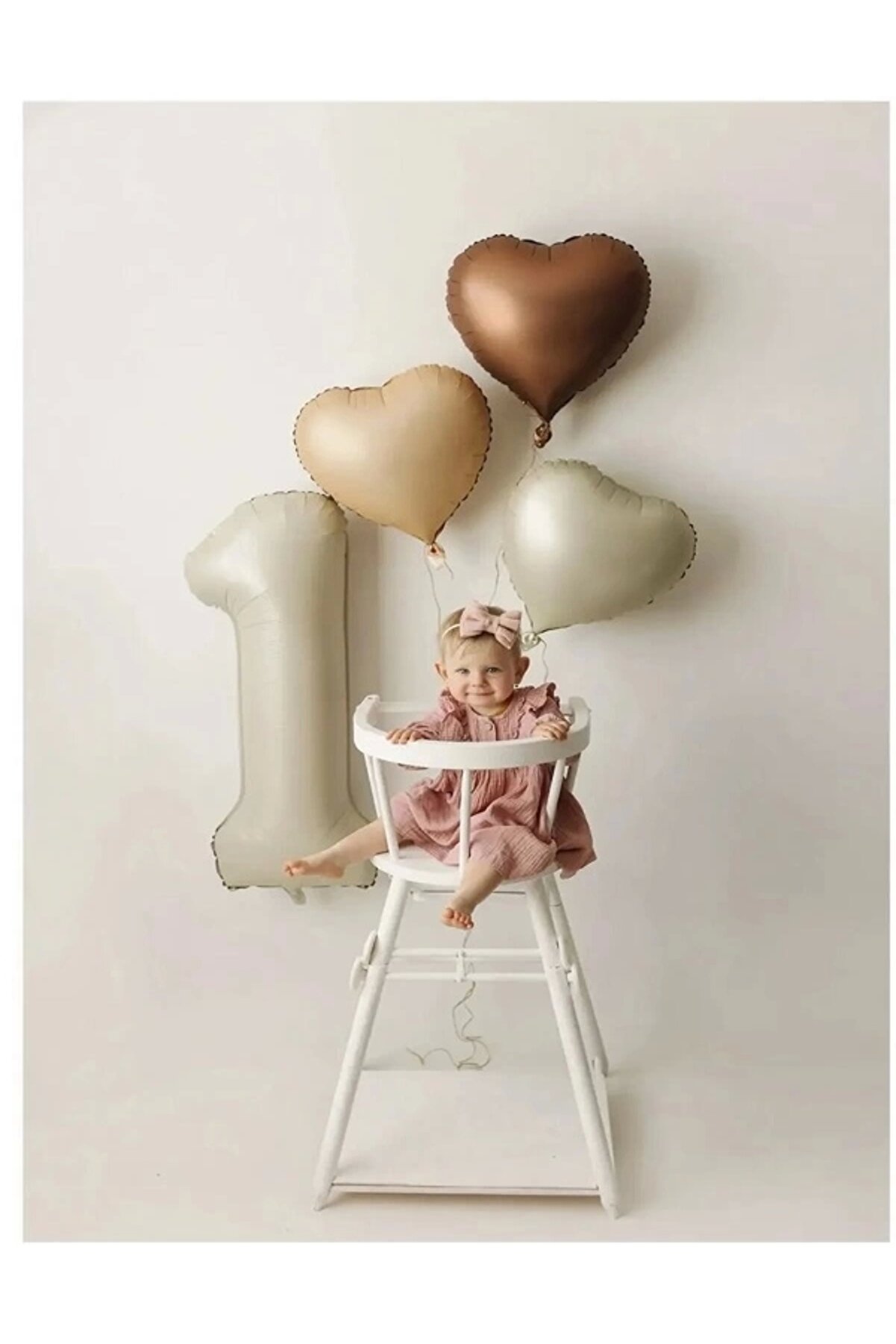 1 Yaş Parti Retro Pastel Doğum Günü Seti; Krem Rakam Folyo, Kalp Folyo Balonlar 3 Adet