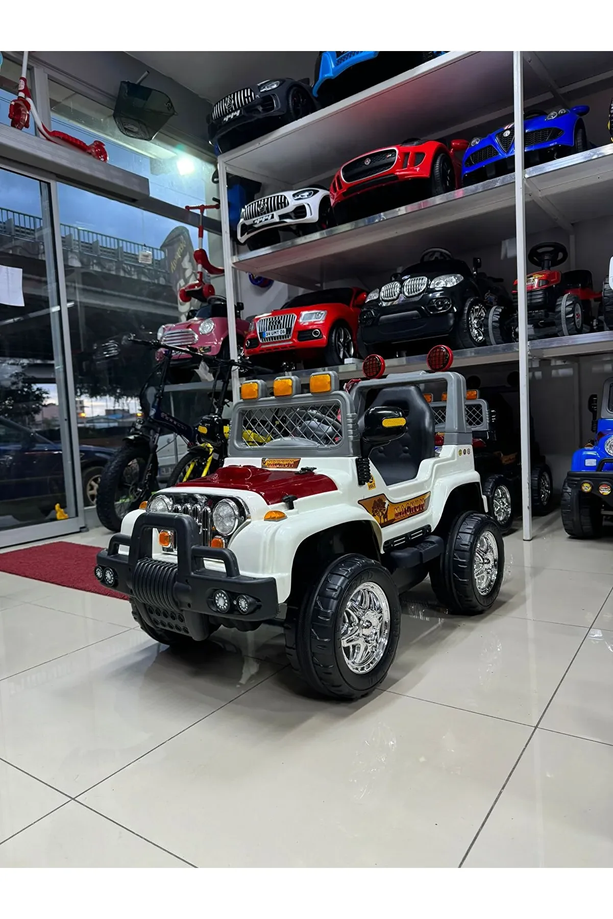 Akülü Jeep 12 Volt 12 Amper Akülü Araba Kumandasız