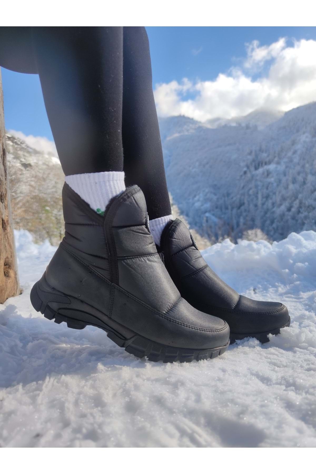 Çiğdem Kar Botu Unisex