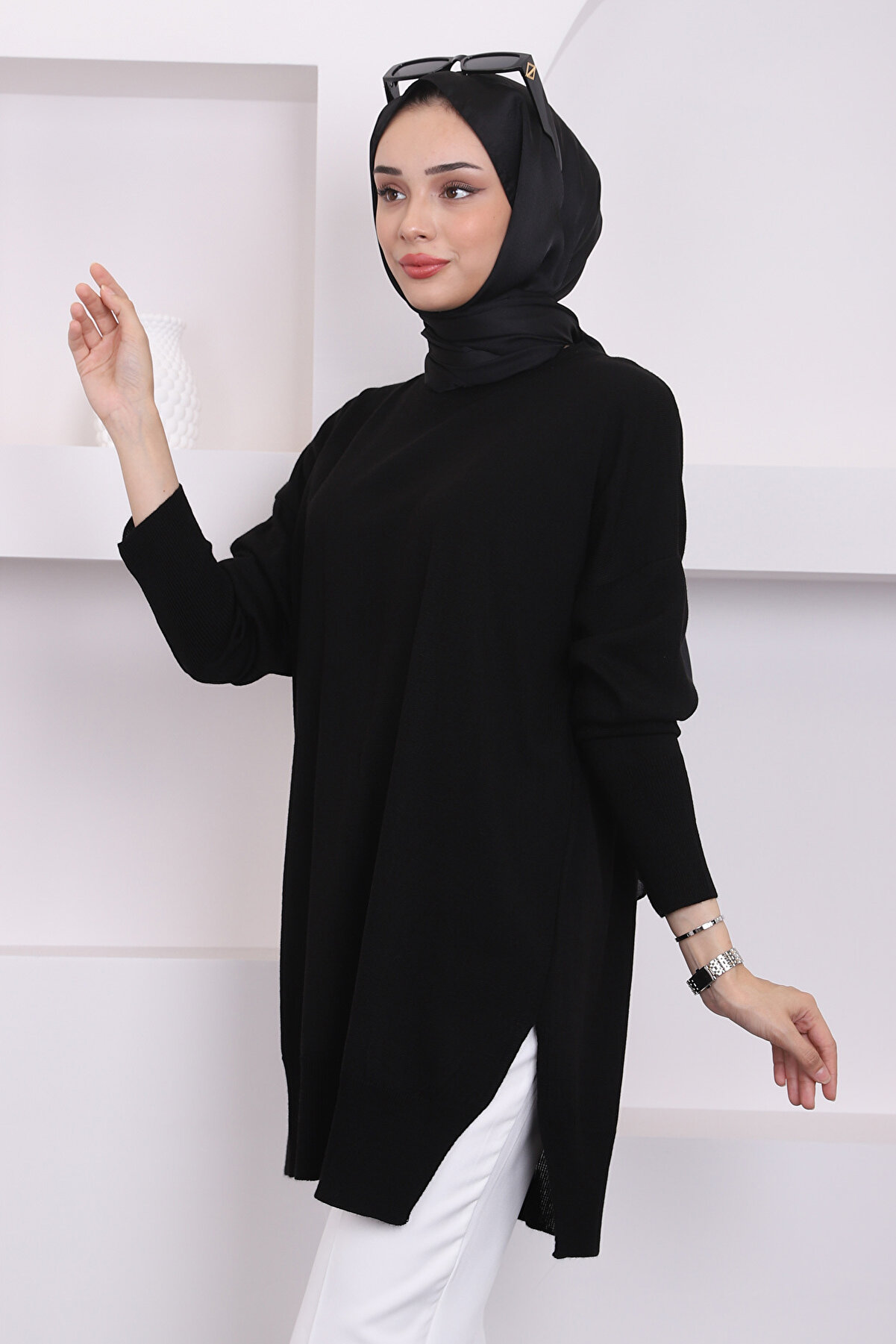 Siyah Bisiklet Yaka Merserize Salaş Triko Tunik