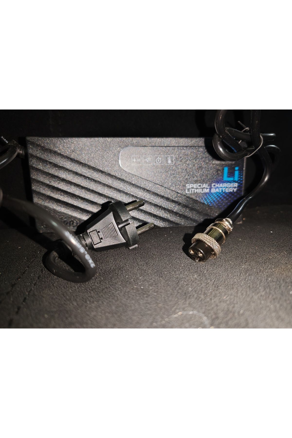 Ov-011 Şarj Ov-012 Şarj 0011 Şarj 
0012 Şarj 54.6v 3a Adaptör Adaptörü YERİNE 56V 5 AMPER  HIZLI