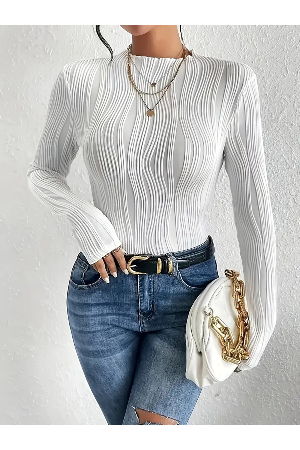 Kadın Dokulu Elastanlı Fırfırlı Yuvarlak Yaka Uzun Kollu Tişört