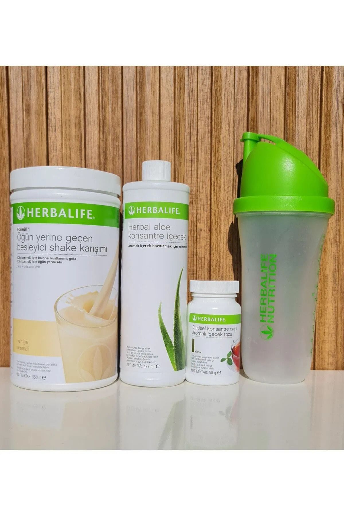 Başlangıç Seti-2 ( 1 Vanilyalı Shake Ahududu Aromalı 50 gr Çay Aloe Konsantre Içecek