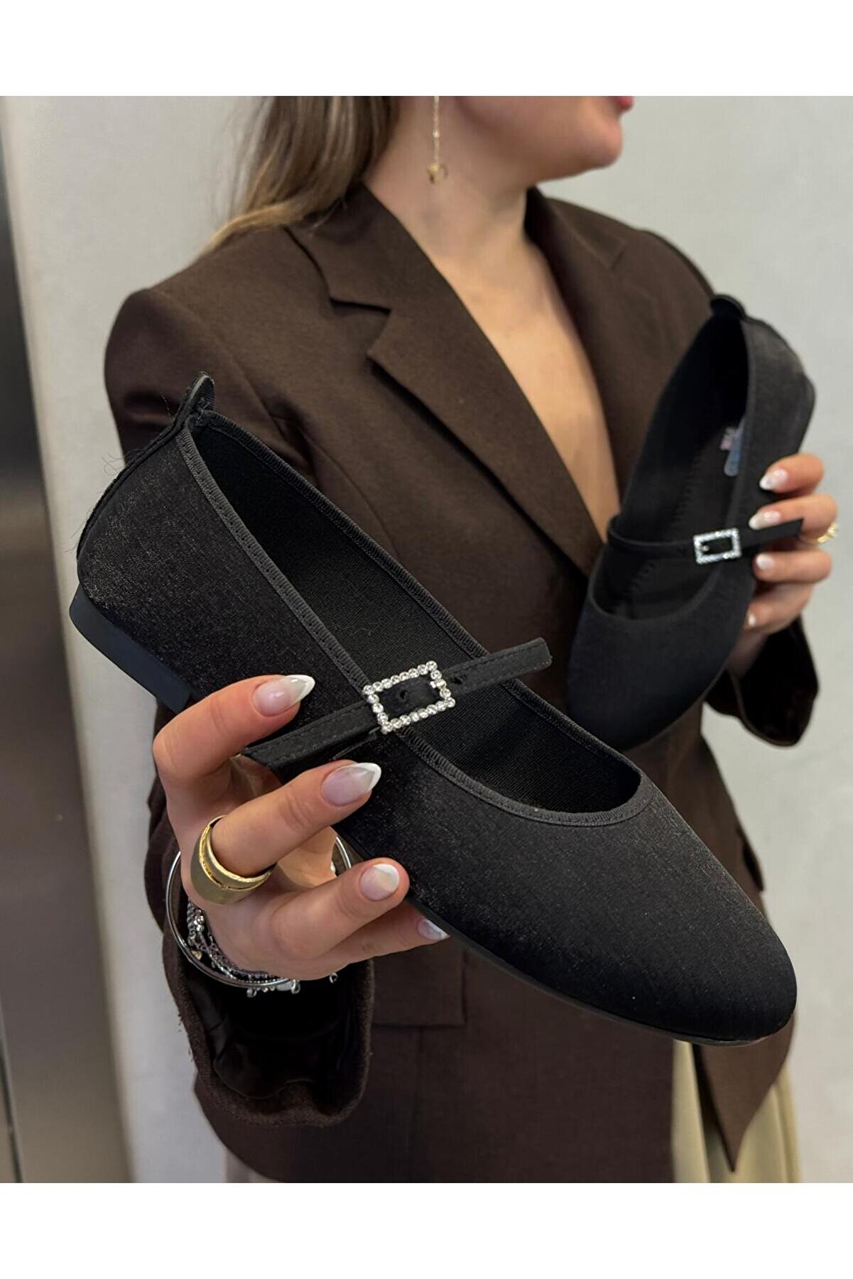 Saten Kadın Babet Ortopedik Hafızalı Taban Yuvarlak Burun Danya