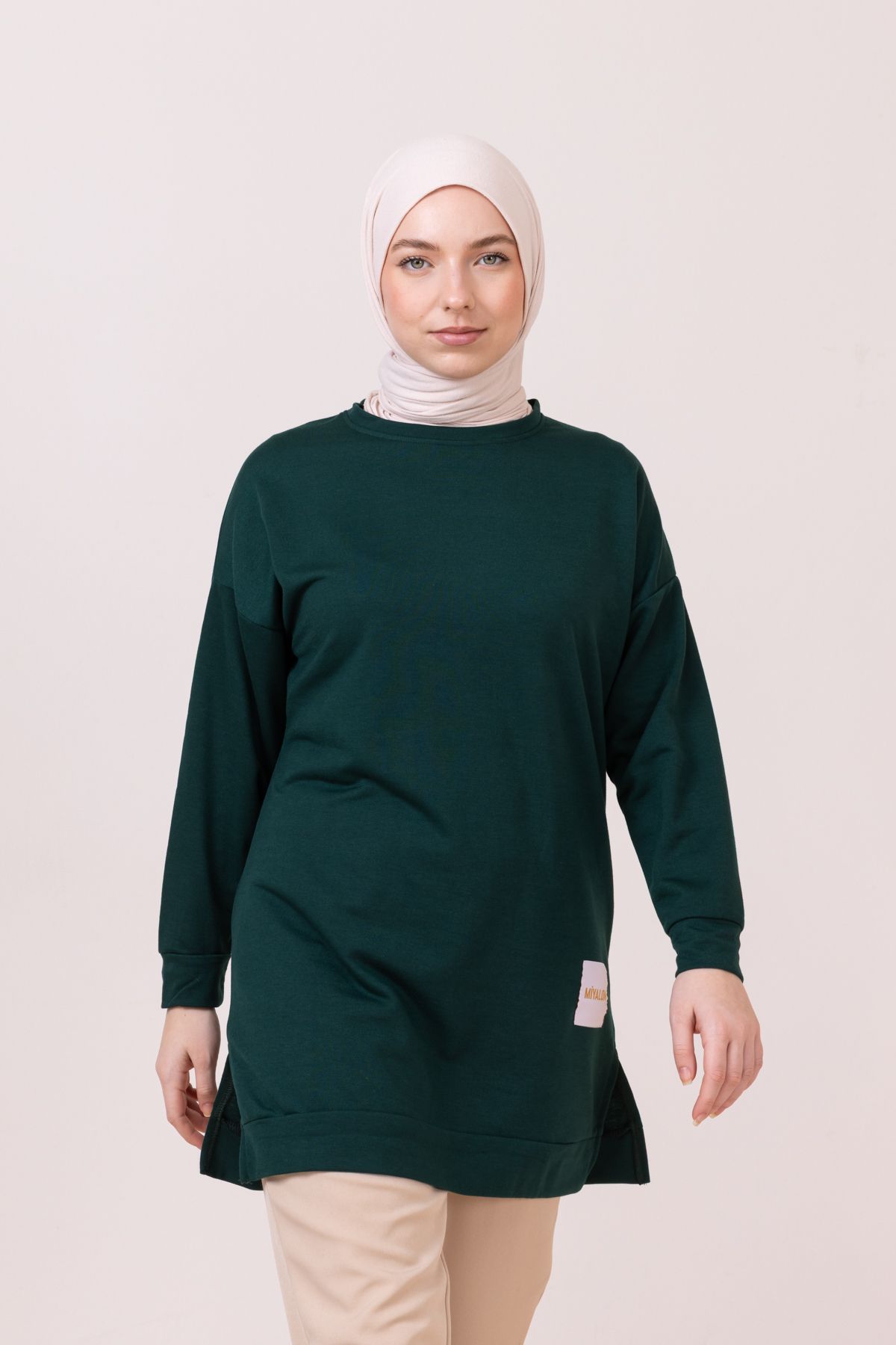 Yazlık Kadın Tesettür Bisiklet Yaka Terletmeyen Penye Kumaş Tunik Zümrüt