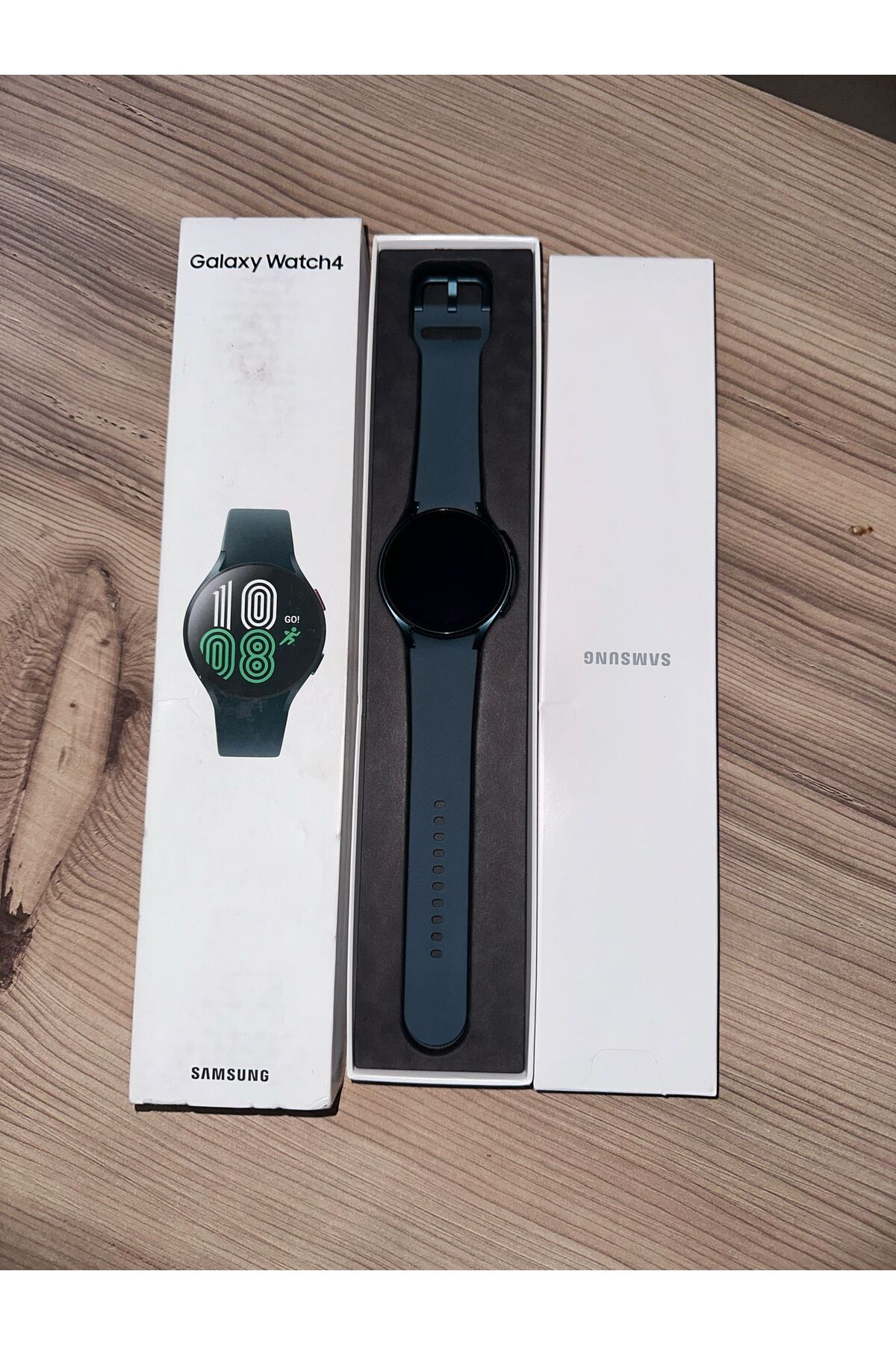 WATCH 4 44MM SİYAH RENK A GRADE ADINIZA FATURALI