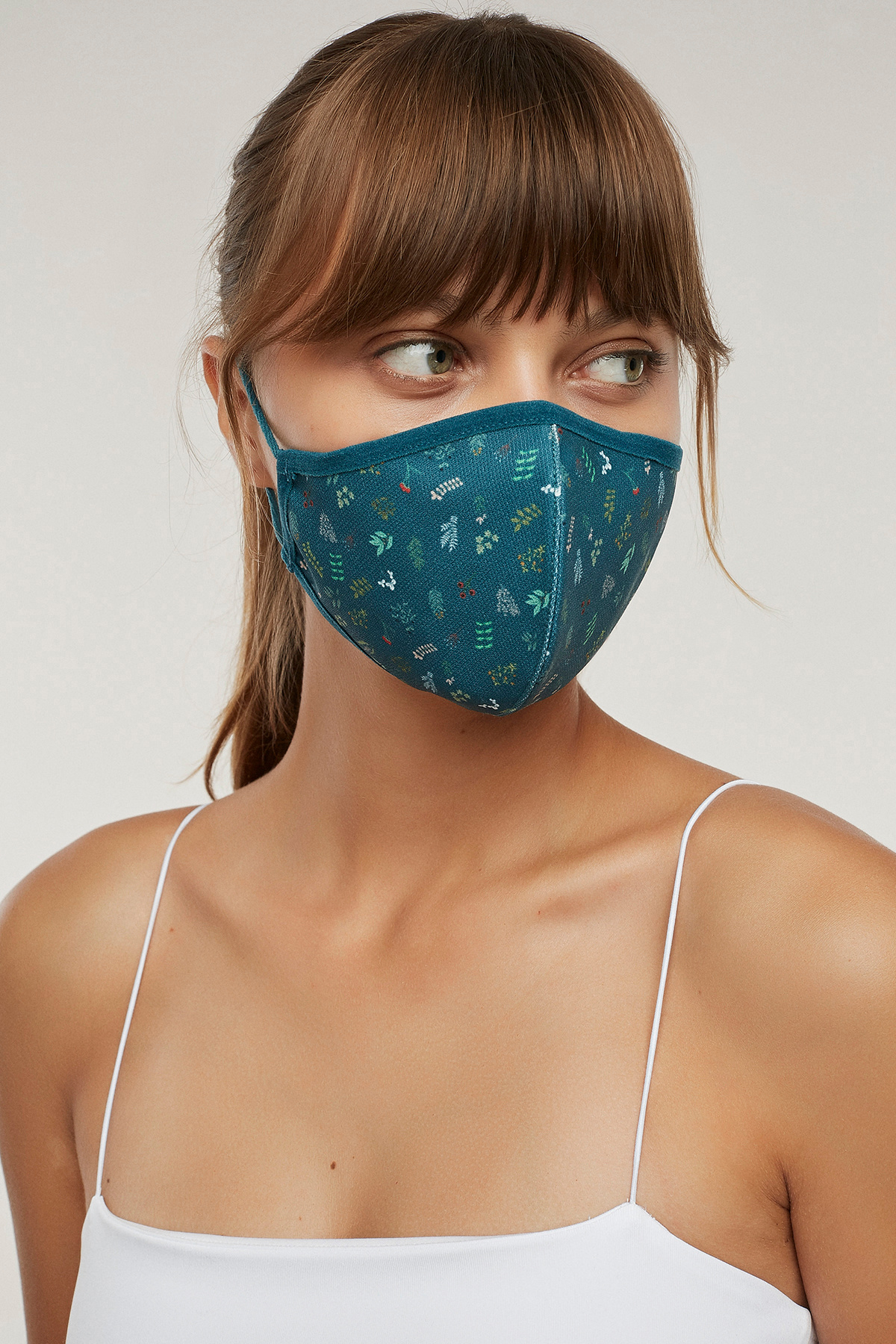 Çok Renkli Desenli Maske