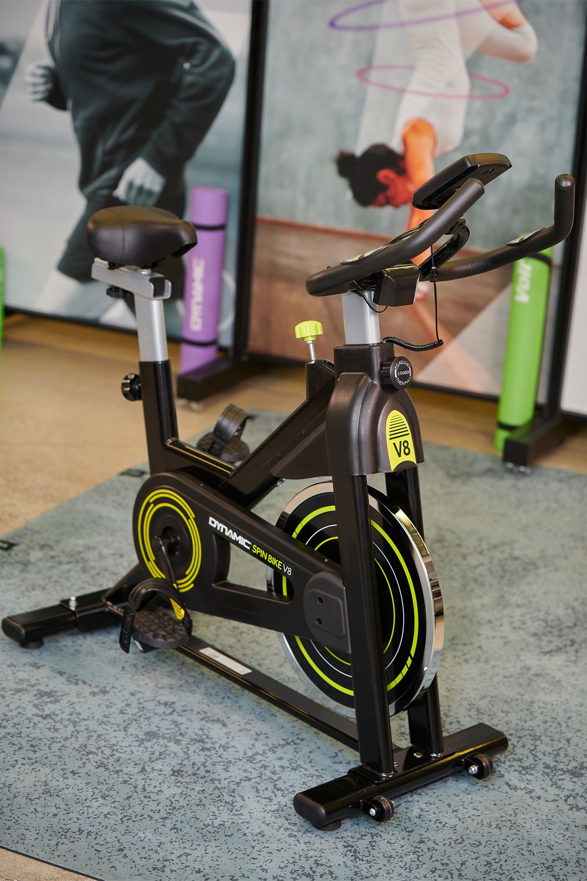Voit Garantili Spin Bike V8 Göstergeli Kondisyon Bisikleti 8 Kg Disk Ağırlığı