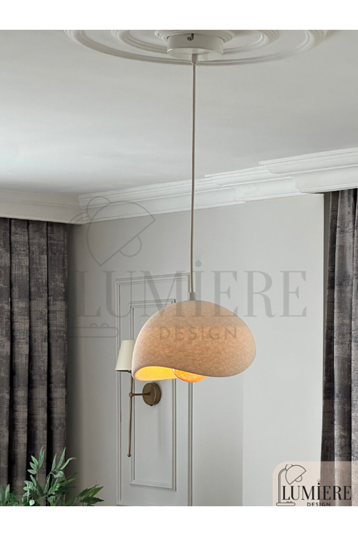 Modern beton görünümlü tekli sarkıt avize, doğal ışık sağlayan ampul ile kullanıma hazır