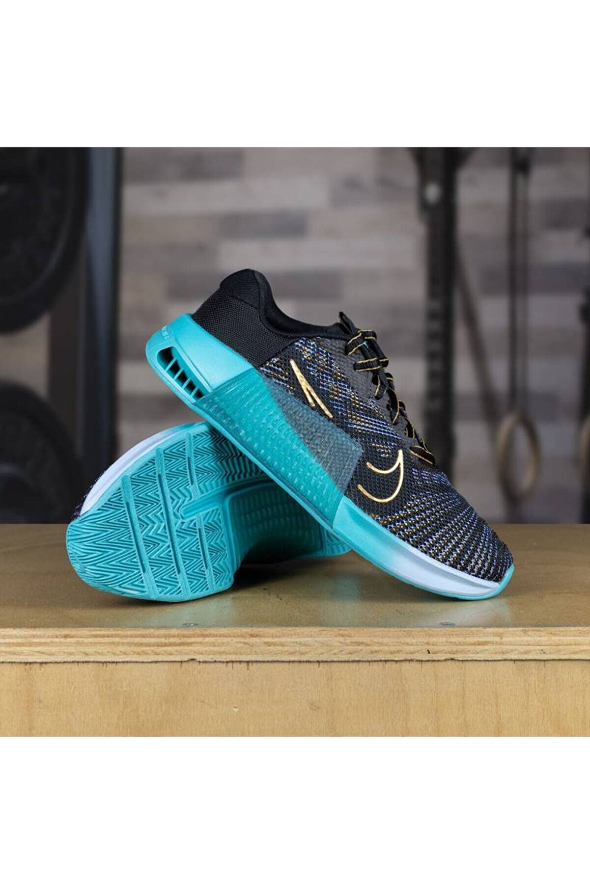 Metcon 9 AMP Kadın Antrenman Ayakkabısı hf1395 001